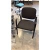 Image 1 : BLACK LOOP ARM CLIENT CHAIR