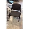 Image 1 : BLACK LOOP ARM CLIENT CHAIR