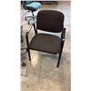 Image 1 : BLACK LOOP ARM CLIENT CHAIR