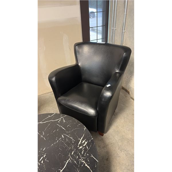 BLACK CLUB FLAIR BACK ARM CHAIR