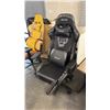 Image 1 : BLACK CLUTCH GAMING CHAIR NEW IN BOX
