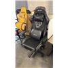 Image 1 : BLACK CLUTCH GAMING CHAIR NEW IN BOX