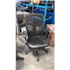 Image 1 : BLACK MESH HI-BACK TASK CHAIR