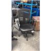 Image 1 : BLACK MESH HI-BACK TASK CHAIR