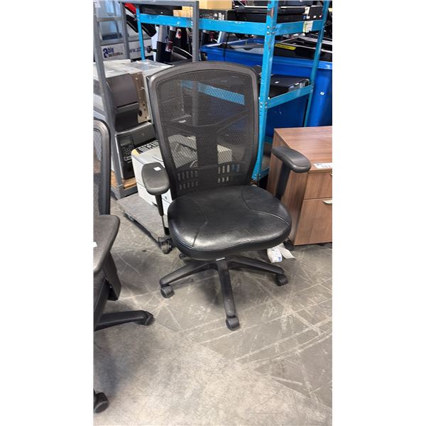 BLACK MESH HI-BACK TASK CHAIR