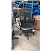 Image 1 : BLACK MESH HI-BACK TASK CHAIR