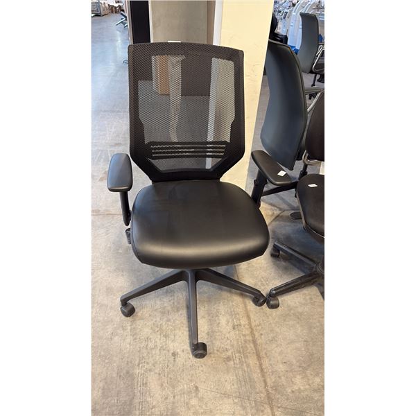 BLACK MESH HI-BACK TASK CHAIR - STYLE 2