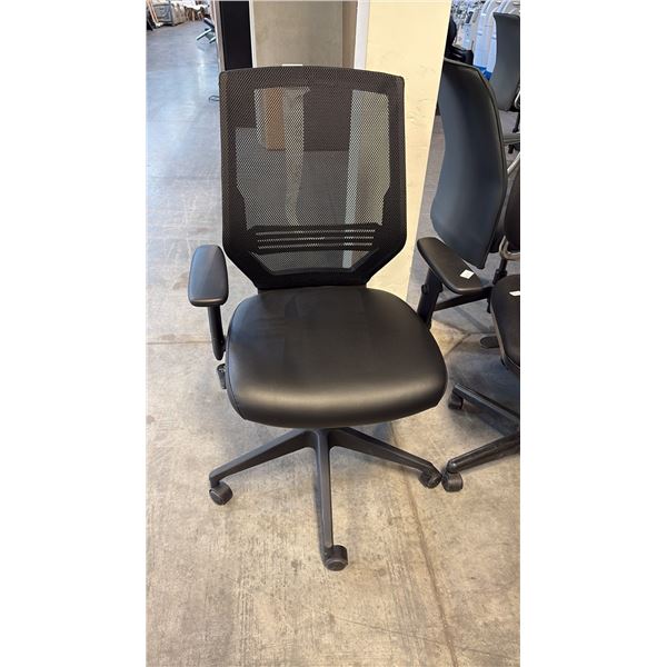 BLACK MESH HI-BACK TASK CHAIR - STYLE 2