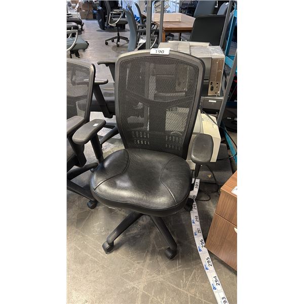BLACK MESH HI-BACK TASK CHAIR