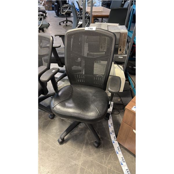 BLACK MESH HI-BACK TASK CHAIR