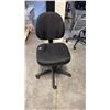 Image 1 : BLACK GAS LIFT STENO CHAIR
