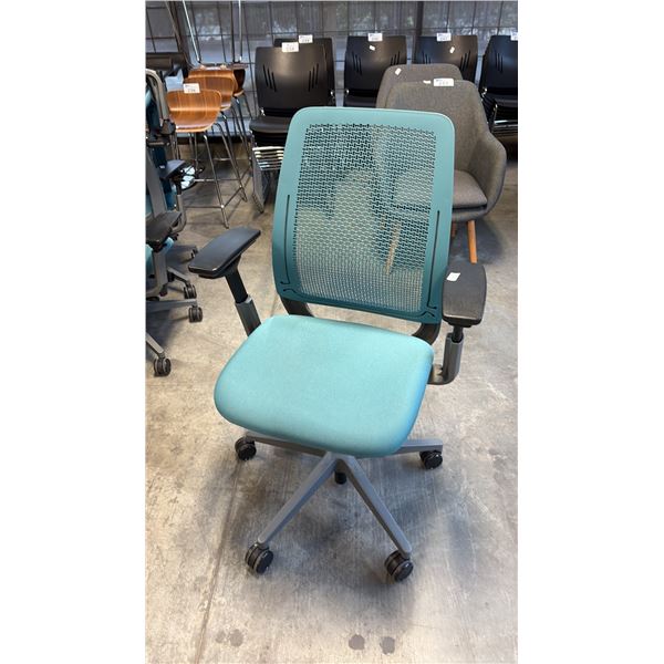 TEAL STEELCASE AMIA AIR ERGONOMIC TASK CHAIR