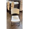 Image 1 : 8 HEAVY-DUTY COMMERCIAL FOLDING CHAIRS