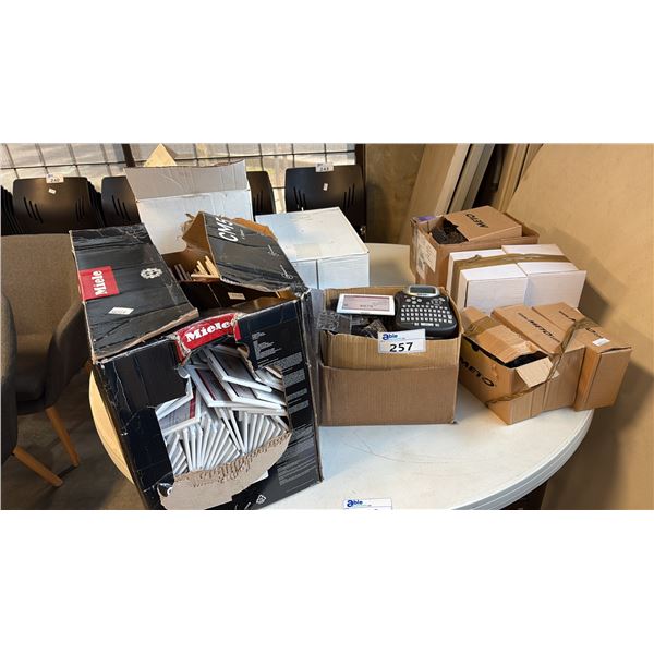 MAGTAG VUSION 5.0 BWR ELECTRONIC SHELF LABELS ~100PCS  AND SHRINK WRAPS