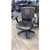 Image 1 : BLACK MESH-BACK MID-BACK TASK CHAIR