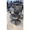Image 1 : BLACK MESH-BACK MID-BACK TASK CHAIR