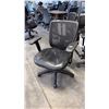 Image 1 : BLACK MESH-BACK MID-BACK TASK CHAIR