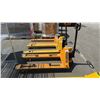 Image 1 : LIFT-RITE LR2055 20.5-INCH 5500-LB HYDRAULIC HAND PALLET JACK
