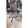 Image 1 : ERGONOMIC OFFICE CHAIR PAV-MB-CH PAVLOS PETITE MEETING/TASK CHAIR