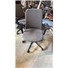 Image 1 : ERGONOMIC OFFICE CHAIR PAV-MB-CH PAVLOS PETITE MEETING/TASK CHAIR
