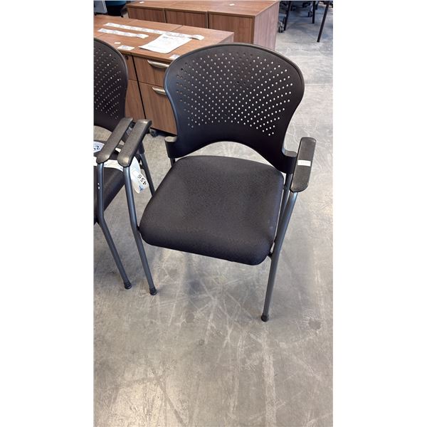 BREEZE ERGONOMIC STATIONERY GUEST CHAIR