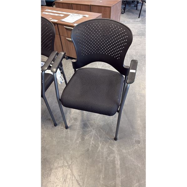 BREEZE ERGONOMIC STATIONERY GUEST CHAIR