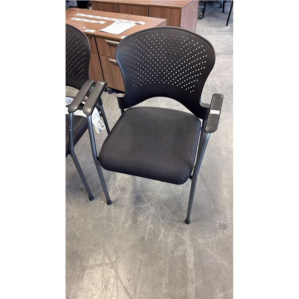 BREEZE ERGONOMIC STATIONERY GUEST CHAIR