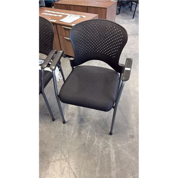 BREEZE ERGONOMIC STATIONERY GUEST CHAIR