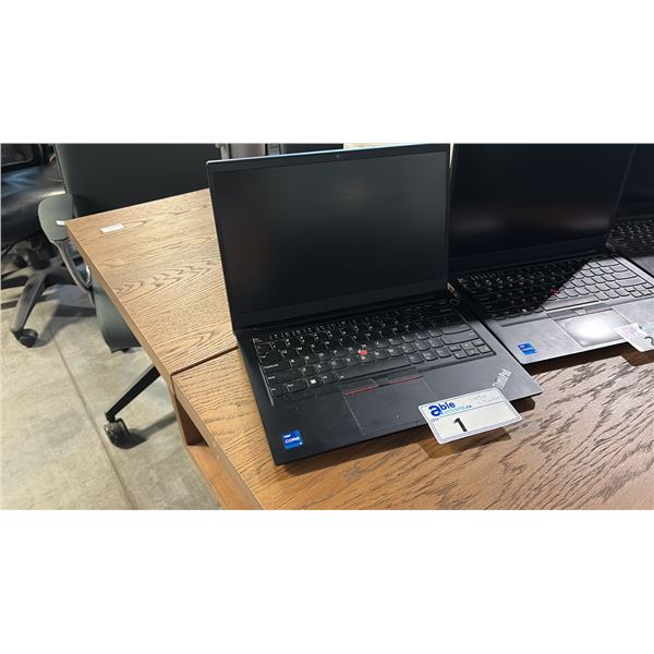 LENOVO THINKPAD 14" LAPTOP W/ INTEL CORE I7 PROCESSOR *FACTORY RESET, NO CHARGER*