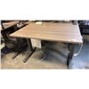 Image 2 : ASH WOOD STEELCASE ELECTRIC HEIGHT-ADJUSTABLE DESK 46"X29" IN