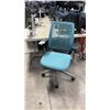 Image 1 : TEAL STEELCASE AMIA AIR ERGONOMIC TASK CHAIR