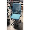Image 1 : TEAL STEELCASE AMIA AIR ERGONOMIC TASK CHAIR