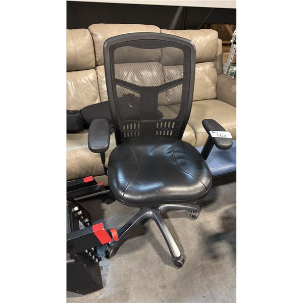 BLACK MESH HI-BACK TASK CHAIR