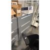 Image 1 : GLOBAL FURNITURE GROUP 3-DRAWER STEEL LATERAL FILING CABINET