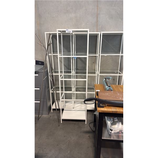 SHELVES: STEEL FRAME, TEMPERED GLASS FIXED INSERTS. STAND: NICKEL/CHROME-PLATED STEEL.