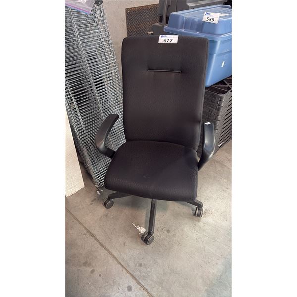 HON BLACK IGNITION SERIES EXECUTIVE HI-BACK CHAIR