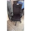 Image 1 : HON BLACK IGNITION SERIES EXECUTIVE HI-BACK CHAIR