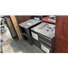 Image 3 : MISC DESKS WITH DRAWERS
