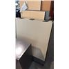 Image 4 : MISC DESKS WITH DRAWERS