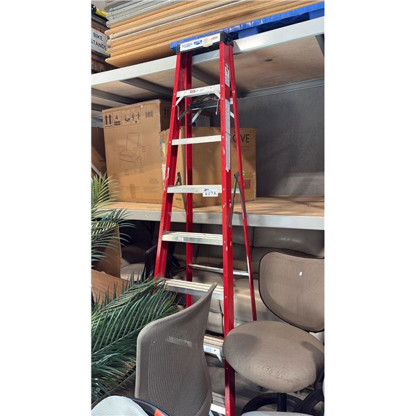 8' EXTENSION LADDER