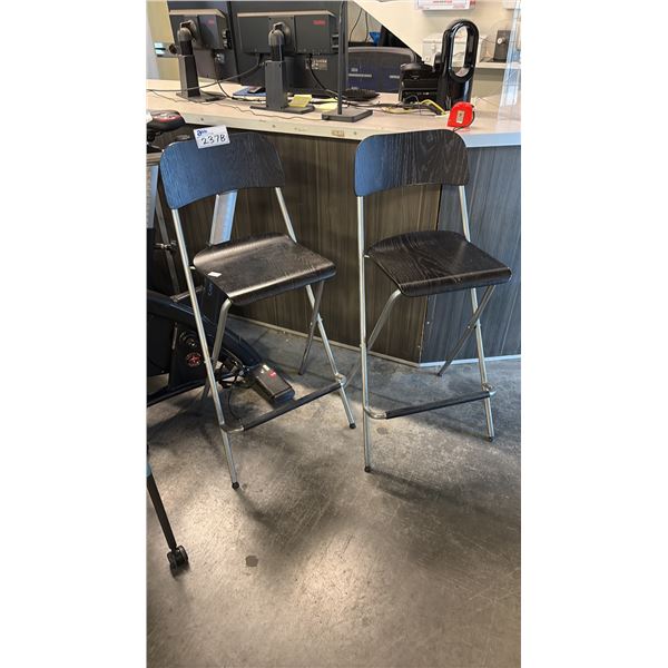 2 BLACK FOLDING BARSTOOLS