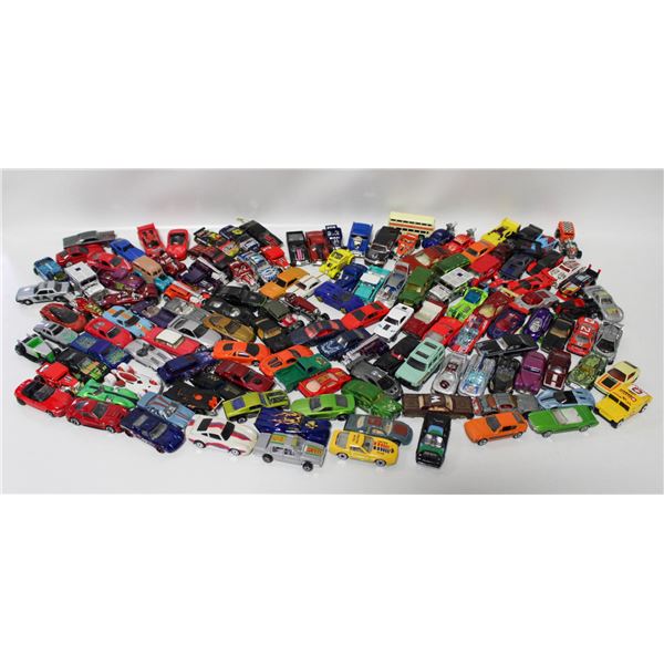 LARGE LOT OF DIECAST CARS VARIOUS BRANDS