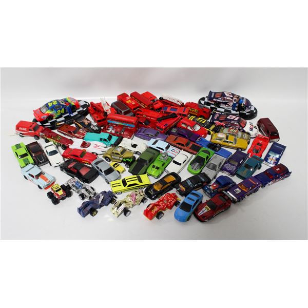LARGE LOT OF DIECAST CARS VARIOUS BRANDS