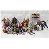 Image 1 : LOT OF COLLECTIBLE FIGURES