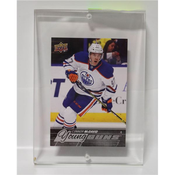 CONNOR MCDAVID OVERSIZED CARD IN SLAB UD #201