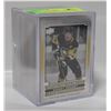 Image 1 : LOT OF ASSORTED HOCKEY CARDS IN ACRYLIC CASE