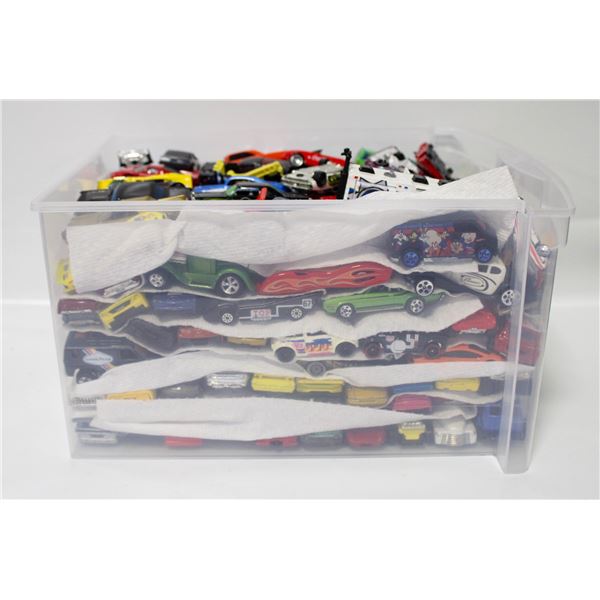 LARGE LOT OF DIECAST CARS VARIOUS BRANDS