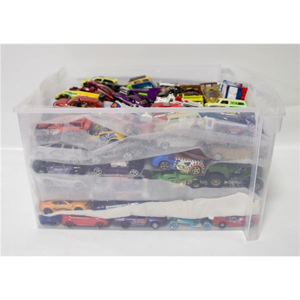 LARGE LOT OF DIECAST CARS VARIOUS BRANDS