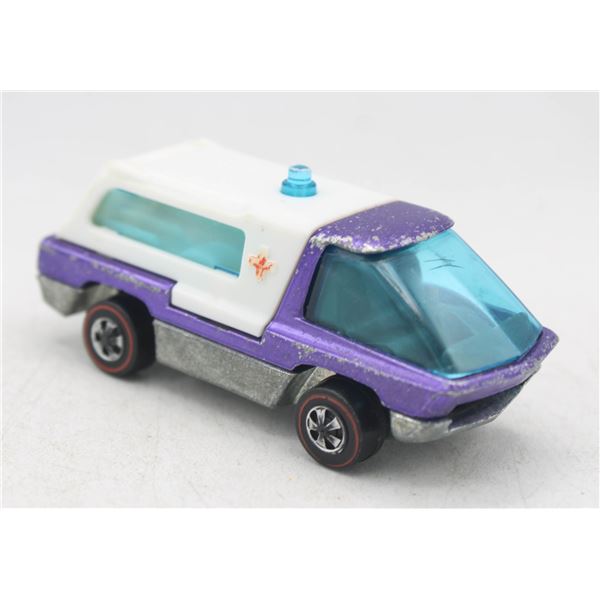 1969 HOT WHEELS REDLINE HEAVYWEIGHTS AMBULANCE