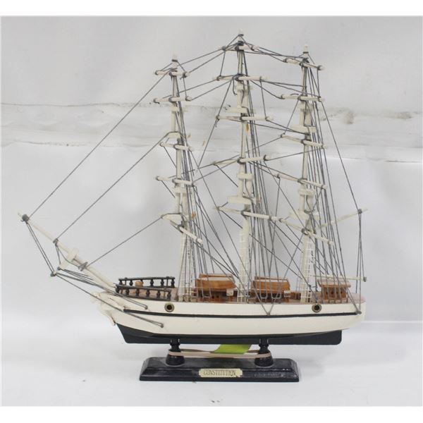 VINTAGE USS CONSTITUTION "OLD IRONSIDES"